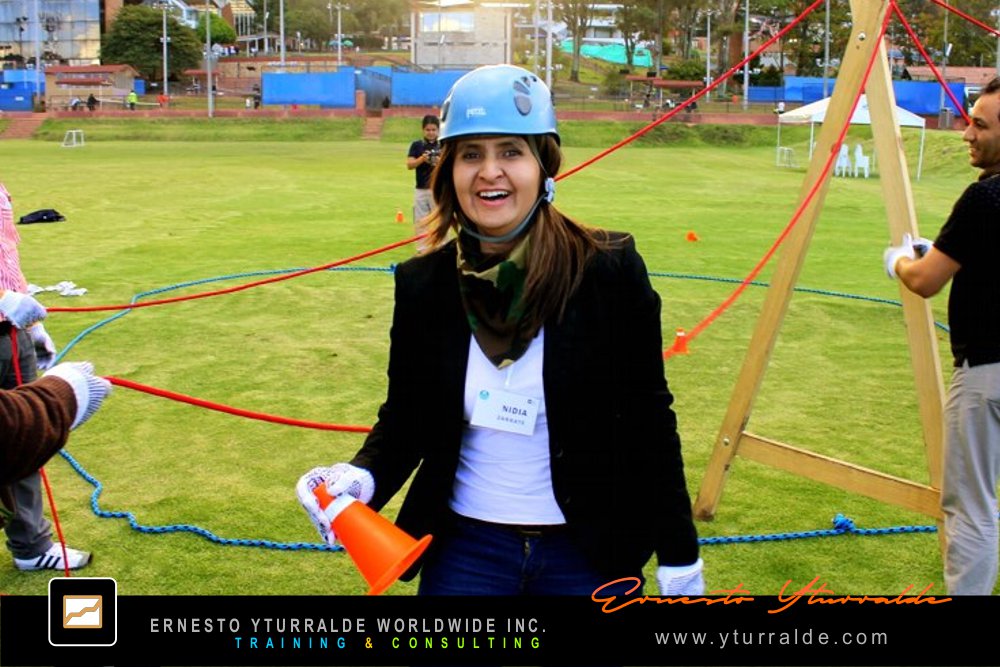 Equiperos | Team Building Colombia | Outdoor Training con dinámicas de cuerdas para fortalecer el trabajo en equipo