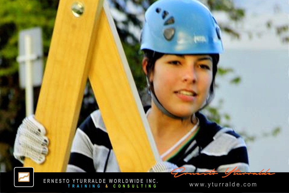 Equiperos | Team Building Colombia | Actividades outdoor de integración y comunicación empresarial efectiva