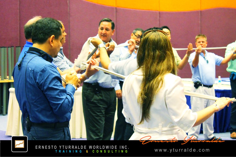 Team Building Colombia | Taller de Trabajo en Equipo enfocado en resultados organizacionales